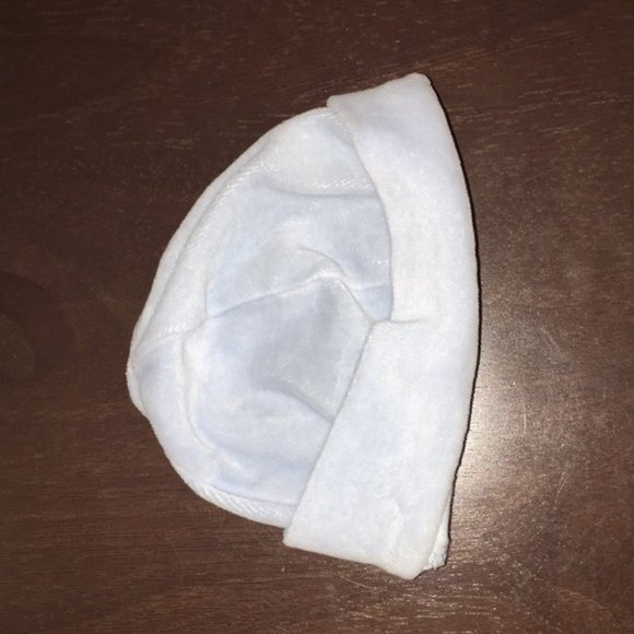 SALE (must bundle) baby blue velvet baby hat - Picture 6 of 6